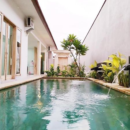 Villa Santika Banjar  Екстериор снимка